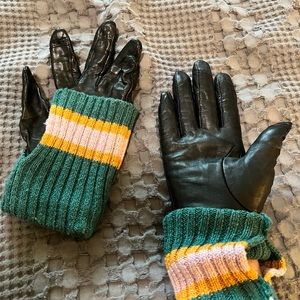 Leather and knit gloves
